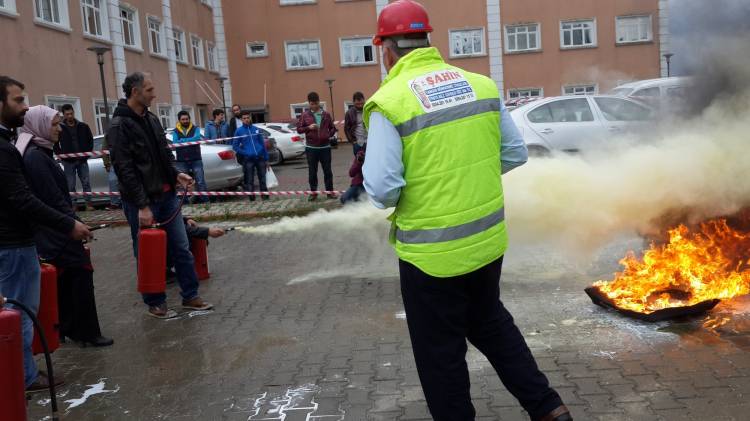 Fakültemizde Yangın Tatbikatı Yapıldı